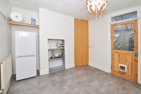 2 bedroom flat for sale, Sanderstead Road, South Croydon CR2