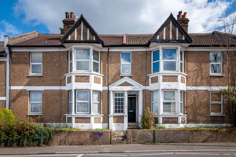 2 bedroom flat for sale, Sanderstead Road, South Croydon CR2