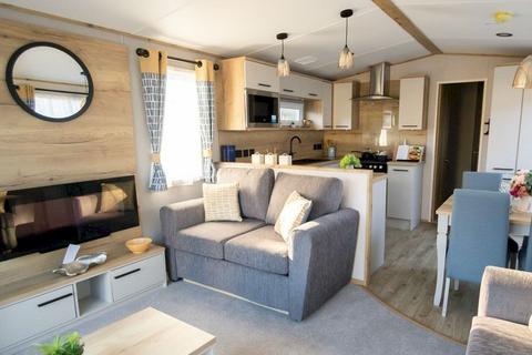 2 bedroom static caravan for sale, Oakdene Forest Park, St. Leonards BH24