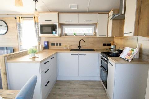 2 bedroom static caravan for sale, Oakdene Forest Park, , St. Leonards BH24