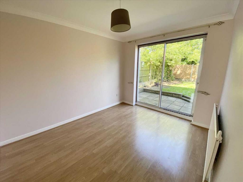 Dining Room: