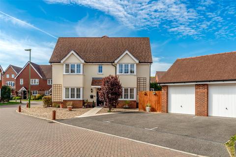 3 bedroom semi-detached house for sale, Tulip Tree Road, Worthing, West Sussex, BN13