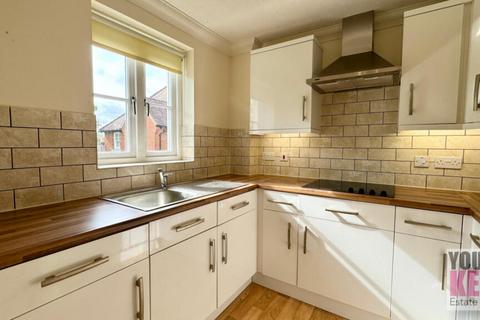 1 bedroom flat for sale, Abbots Lodge, Roper Road, Canterbury, Kent CT2 8FD