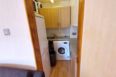 2 bedroom flat to rent, St Andrew Street, The City Centre, Aberdeen, AB25