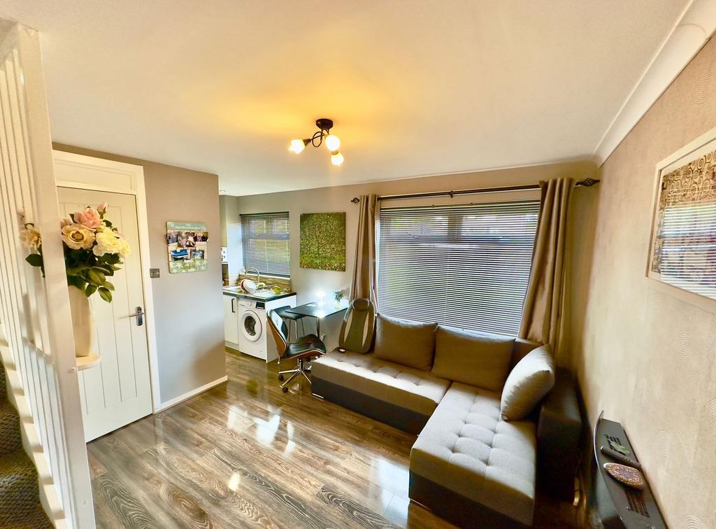 Rowan Crescent, Falkirk, FK1 1 bed villa for sale £69,950