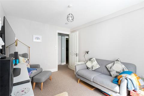 Flat B, 23 Clark Street, London, E1 3EU