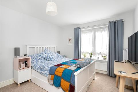 Flat B, 23 Clark Street, London, E1 3EU