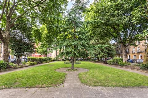 Flat B, 23 Clark Street, London, E1 3EU