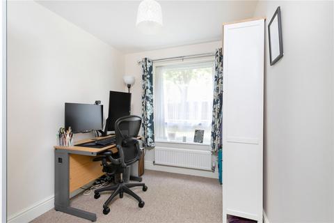 Flat B, 23 Clark Street, London, E1 3EU