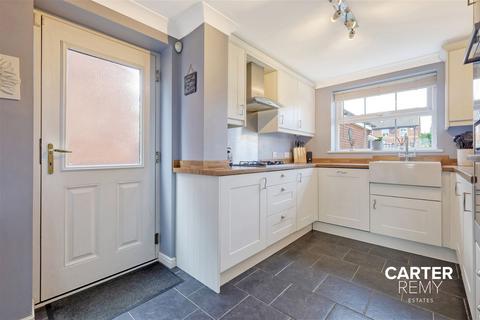 4 bedroom detached house for sale, Bristowe Drive, Orsett, RM16