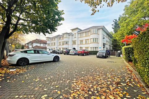 2 bedroom apartment for sale, Elm View Court, Norwood Green Road, Southall, Greater London, UB2
