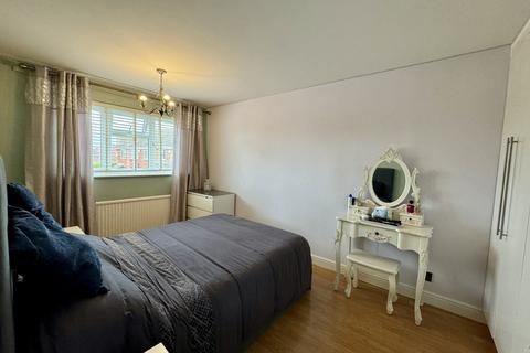 23 Fern Close, Eastbourne, BN23 8AQ