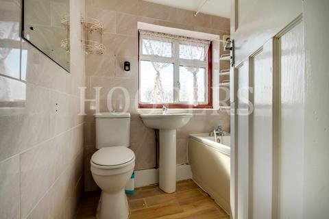3 bedroom terraced house for sale, Eyhurst Close, London, NW2