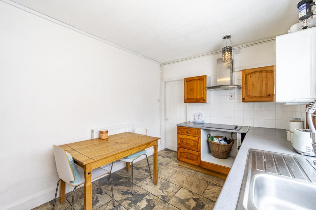 88 Argyle Street (Boston)-10