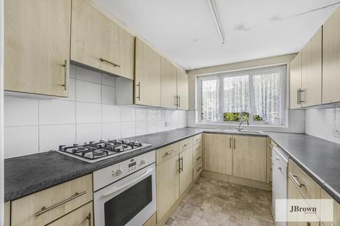 11 Killearn Road, Catford, London, SE6 1BN