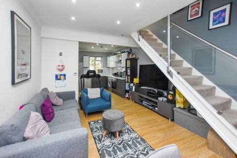 35b Ecclesbourne Road, Thornton Heath, CR7 7BQ