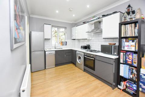 35b Ecclesbourne Road, Thornton Heath, CR7 7BQ
