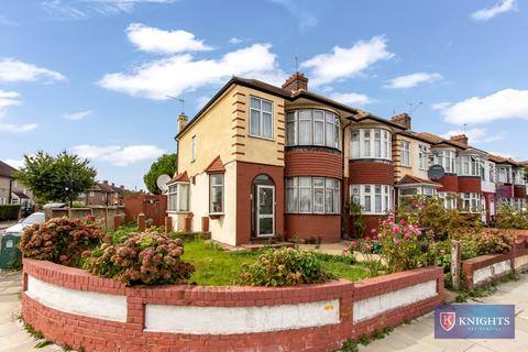 3 bedroom end of terrace house for sale, Great Cambridge Road, London, N17
