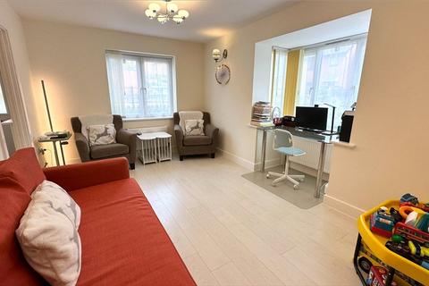 15 Bicentennial Road, Birmingham, B38 9EQ