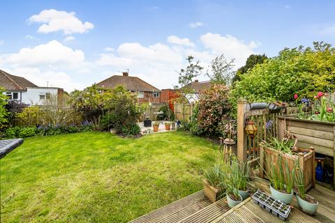 4 bedroom semi-detached house for sale, Tyron Way, Sidcup