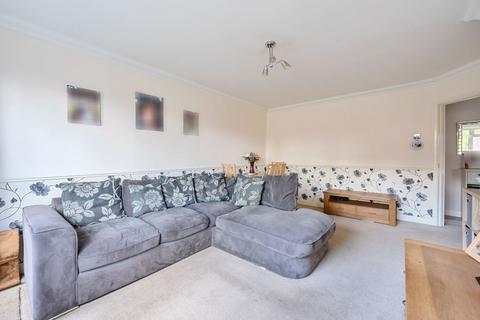 416 Chessington Road, Epsom, KT19 9EJ