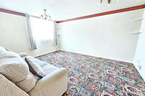 3 bedroom terraced house for sale, Snowshill Close, Worcester, Worcestershire, WR4