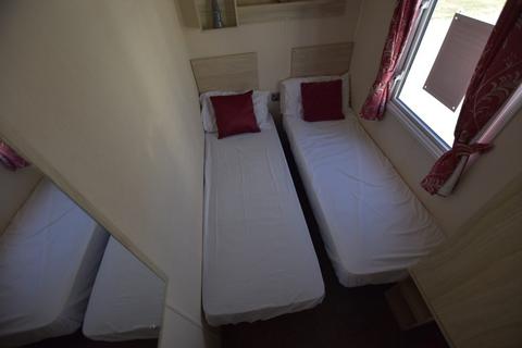 4 bedroom static caravan for sale, St Osyth Beach Holiday Park
