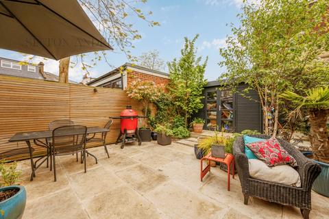7 Beaconsfield Road, London, W5 5JE