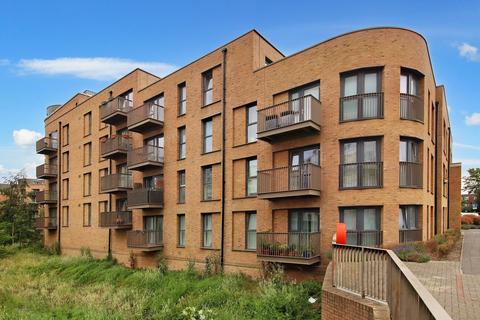 2 bedroom flat for sale, Tudor Court, Connersville Way, Croydon