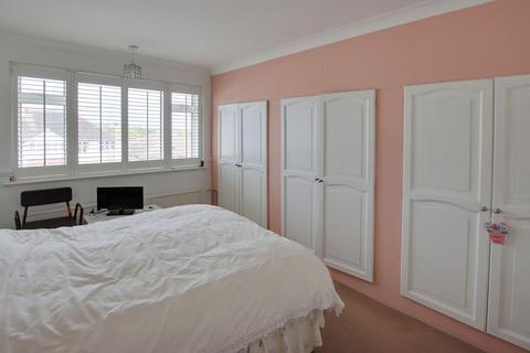 3 bedroom semi-detached house for sale, The Crescent, West Wickham, BR4