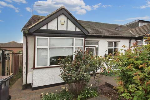 2 bedroom semi-detached bungalow for sale, The Glade, Shirley