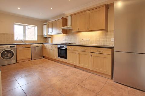 102a The Glade, Croydon, CR0 7QE