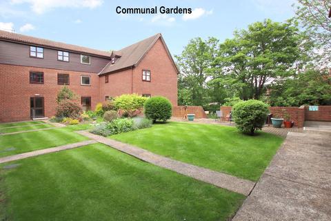 1 bedroom retirement property for sale, Pond Cottage Lane, Crittenden Lodge Pond Cottage Lane, BR4