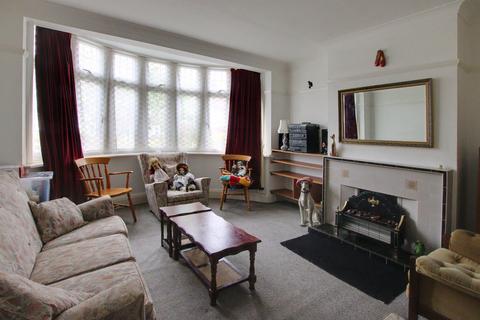 26 Bennetts Way, Croydon, CR0 8AA