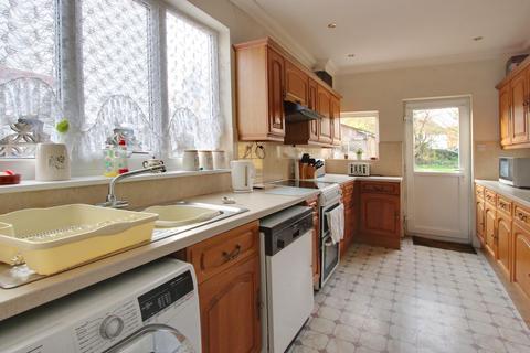 3 bedroom semi-detached house for sale, West Way, Shirley