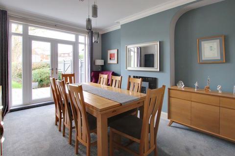 19 Compton Road, Addiscombe, Croydon, CR0 7JB