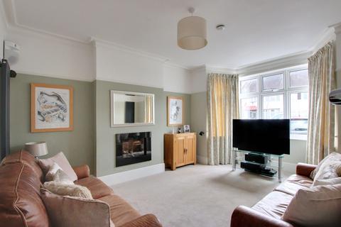 19 Compton Road, Addiscombe, Croydon, CR0 7JB