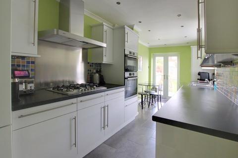 19 Compton Road, Addiscombe, Croydon, CR0 7JB
