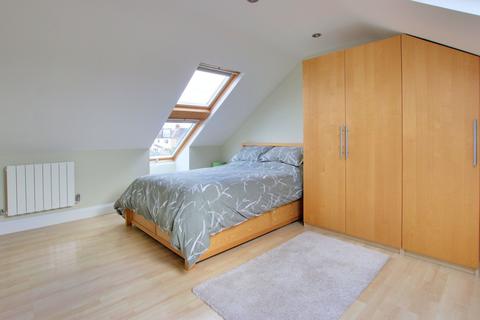 19 Compton Road, Addiscombe, Croydon, CR0 7JB