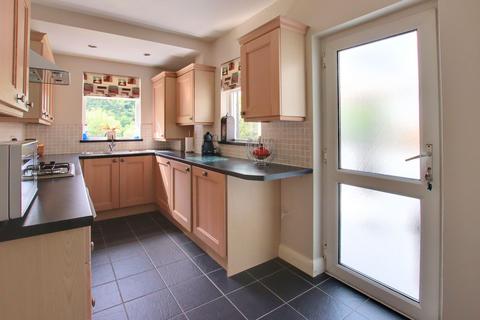 35 Ridgemount Avenue, Croydon, CR0 8TR