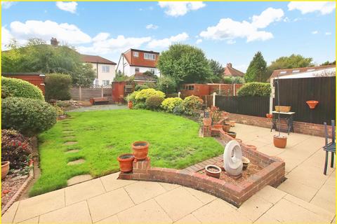 3 bedroom semi-detached house for sale, Grosvenor Road, West Wickham, BR4