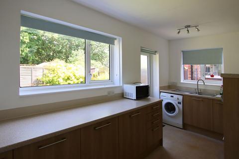 147 Cheston Avenue, Croydon, CR0 8DF