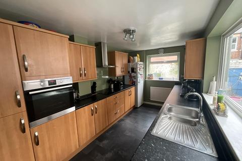 3 bedroom terraced house for sale, Hall Road, Hebburn, Tyne and Wear, NE31