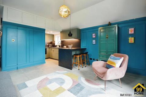 Flat 6, 9 Grange Park, London, W5 3PL