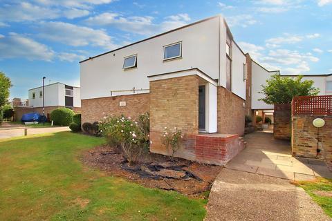 68, Northcliffe Court Kempton Walk, Croydon, CR0 7XF