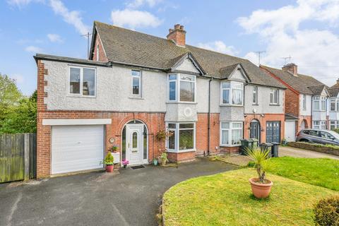 4 bedroom semi-detached house for sale, Canterbury Road, Kennington, Ashford, Kent, TN24