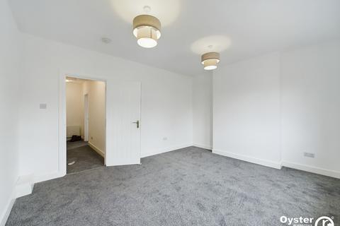 2 bedroom flat to rent, Oxford Road, Reading, RG30