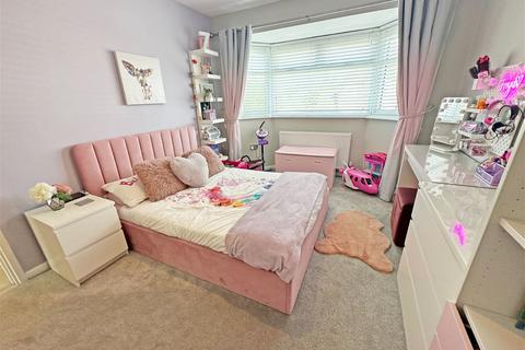2 Fenton Road, Hollywood, Birmingham, B47 5LS