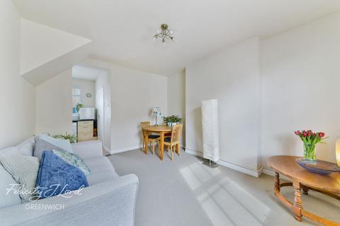 2 bedroom flat for sale, Lewisham Road, London, SE13 7QR