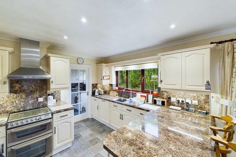 4 bedroom detached house for sale, Tregoddick Close, Madron, TR20 8SE